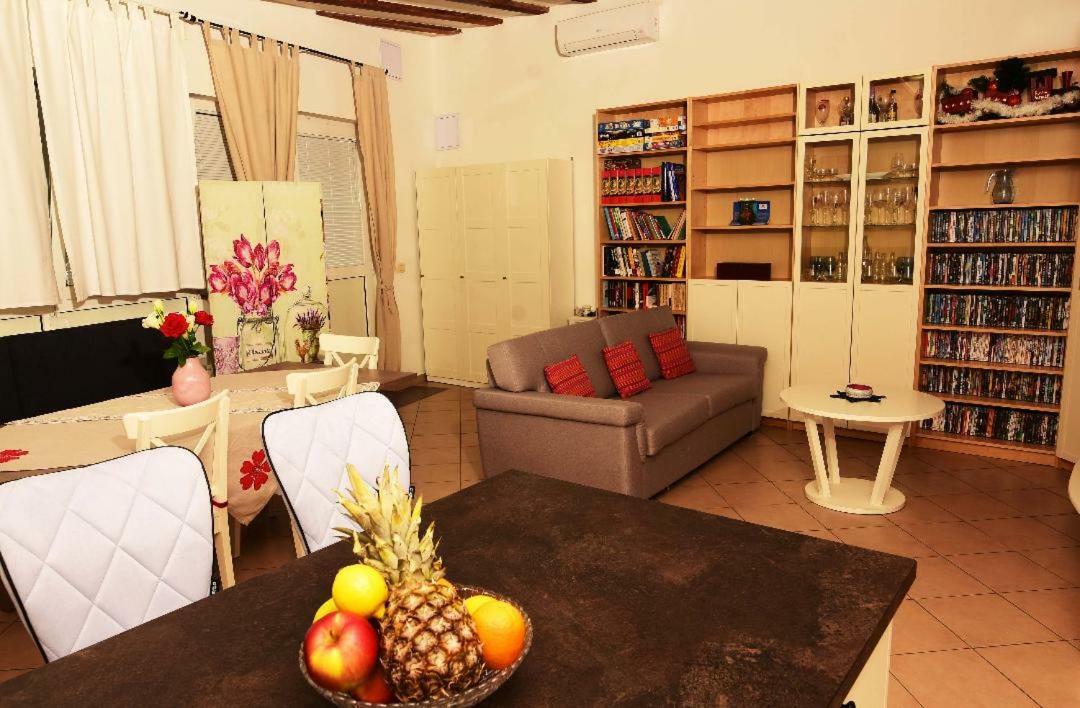 Studio Tami I Barbi Apartment Opatija Bagian luar foto